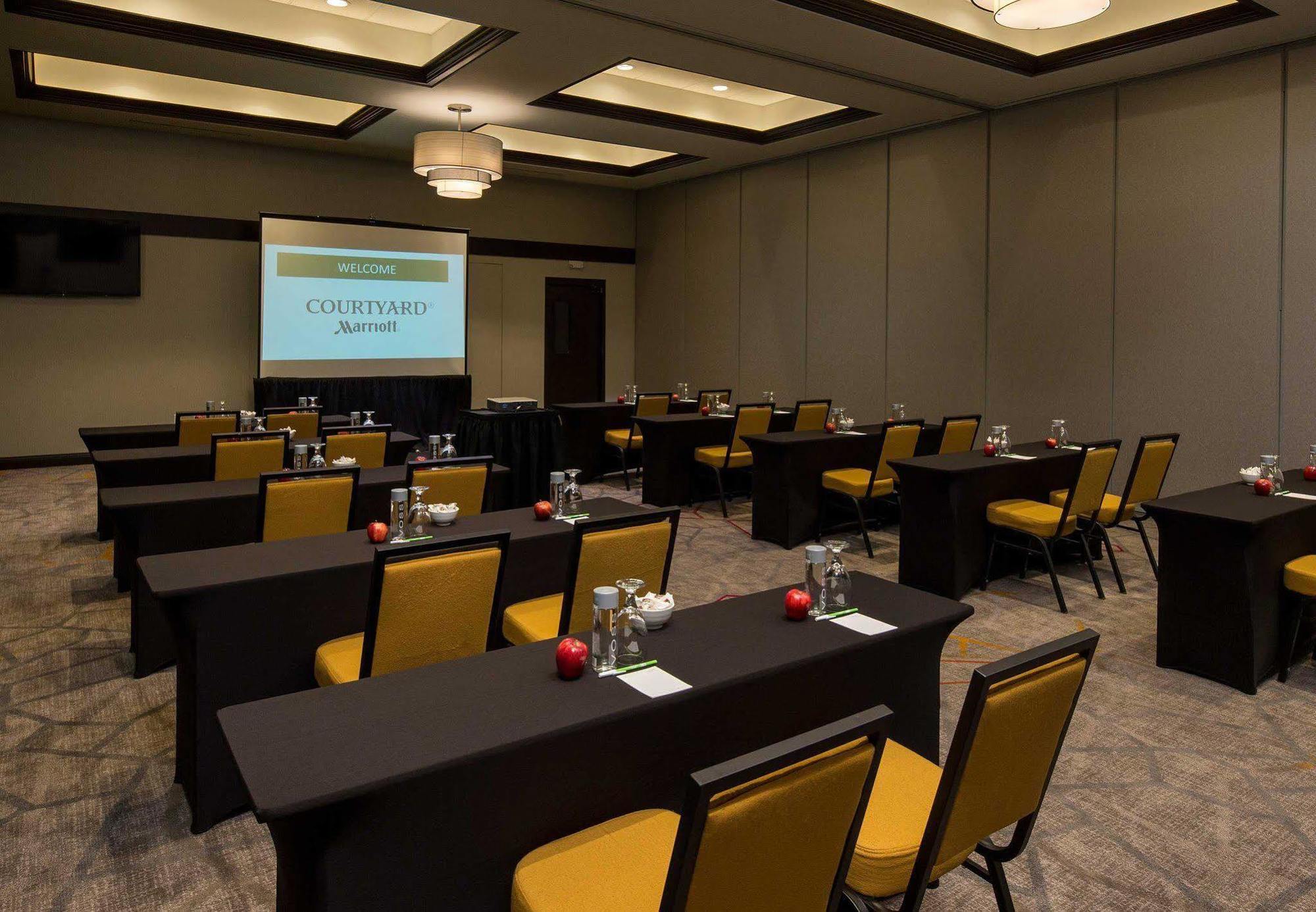 Courtyard By Marriott Lafayette Hotel Екстериор снимка
